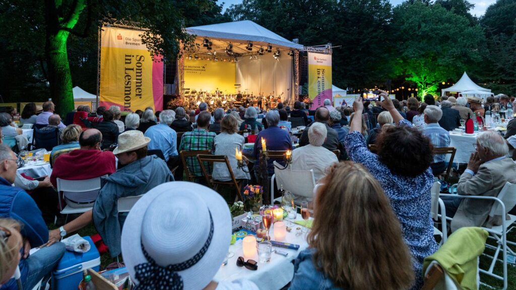 Sommer in Lesmona (c) Jörg Sarbach